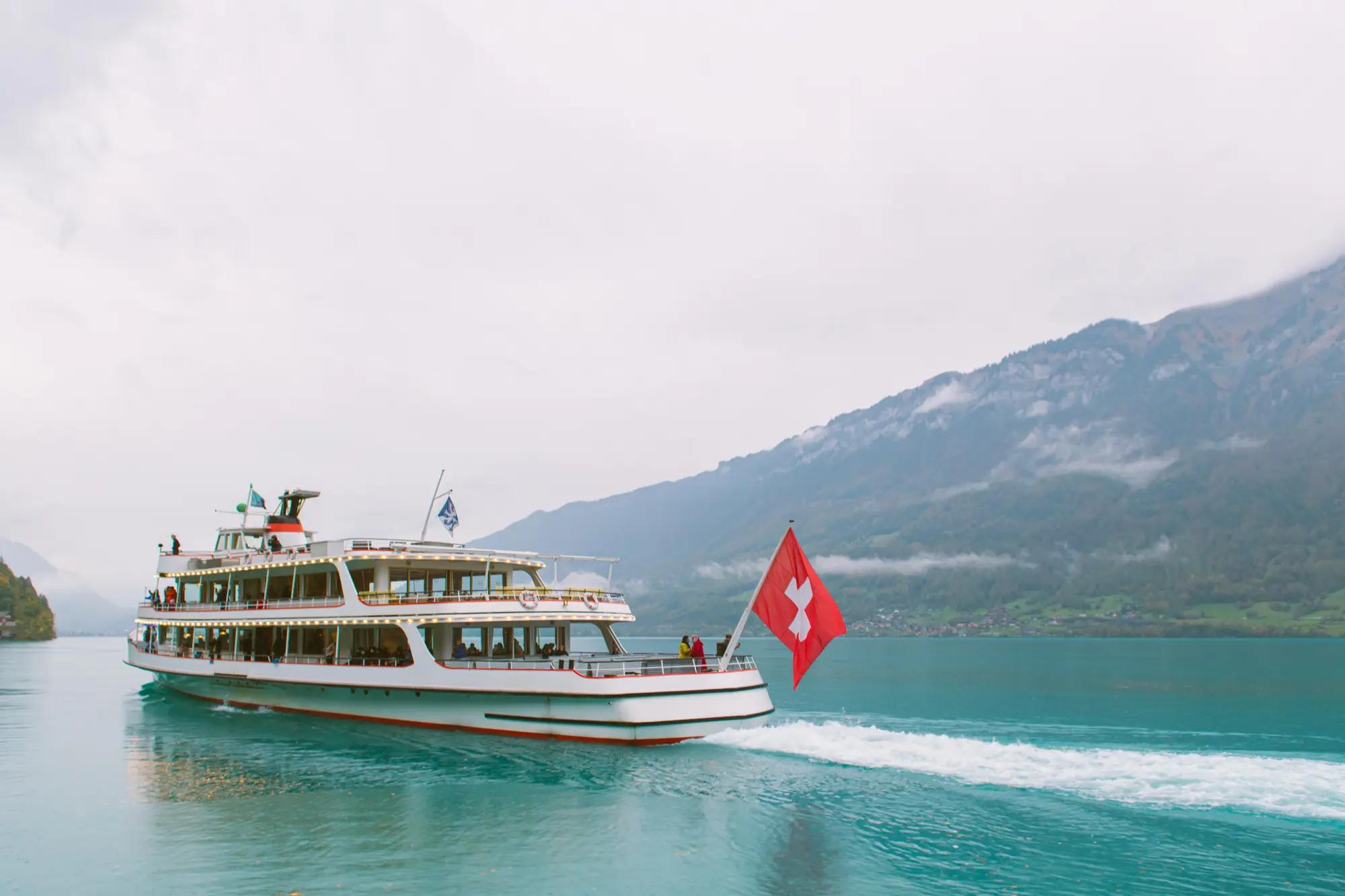 Image 18: Lake Geneva