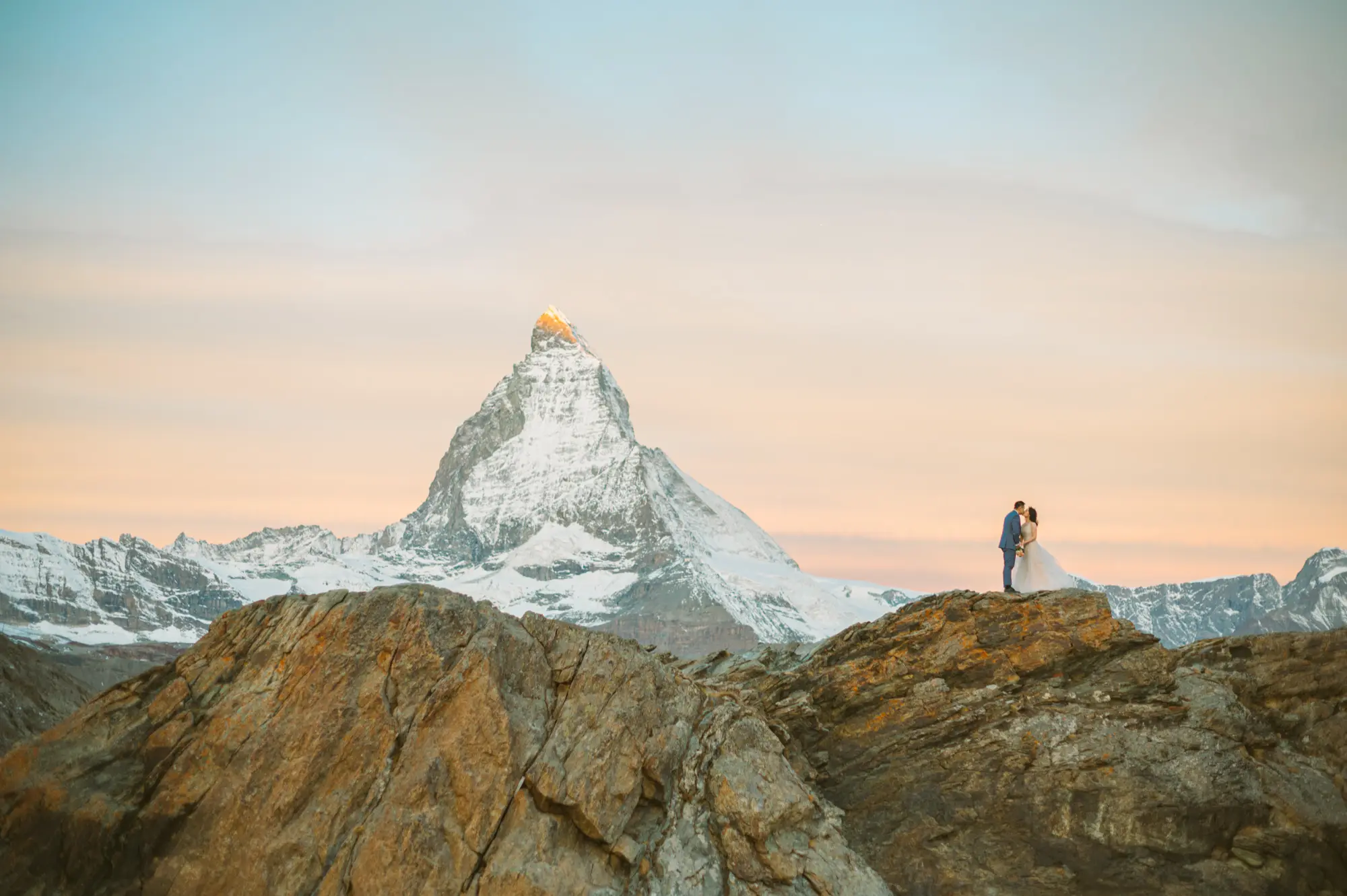 Switzerland pre-wedding photography: Switzerland pre wedding