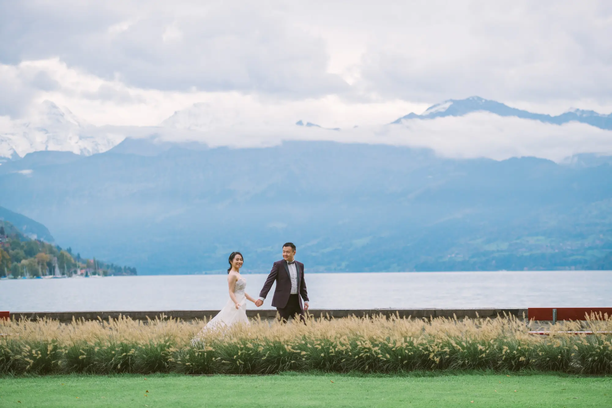 Switzerland pre-wedding photography: Thunersee pre wedding