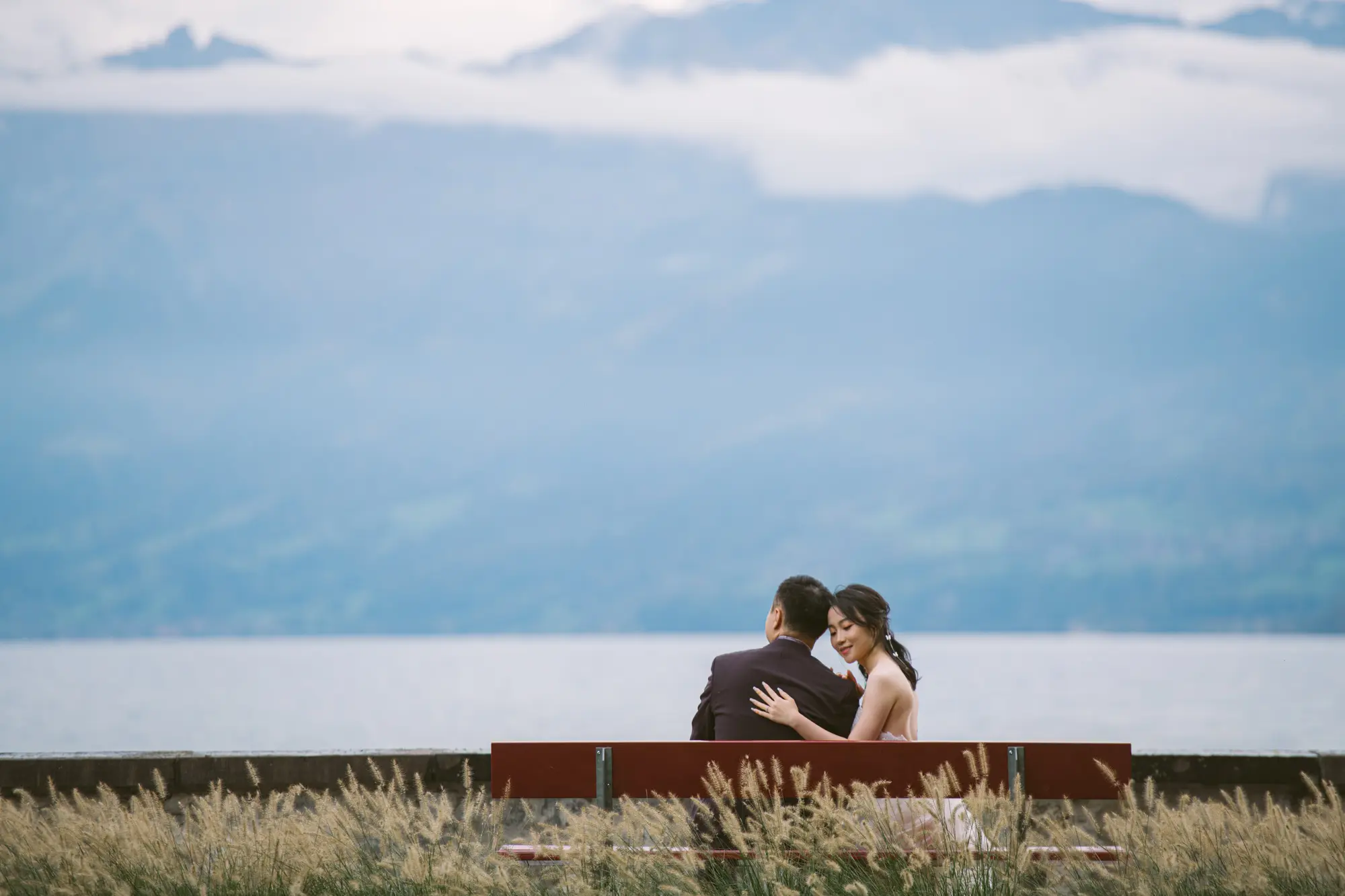 Switzerland pre-wedding photography: couples potrait