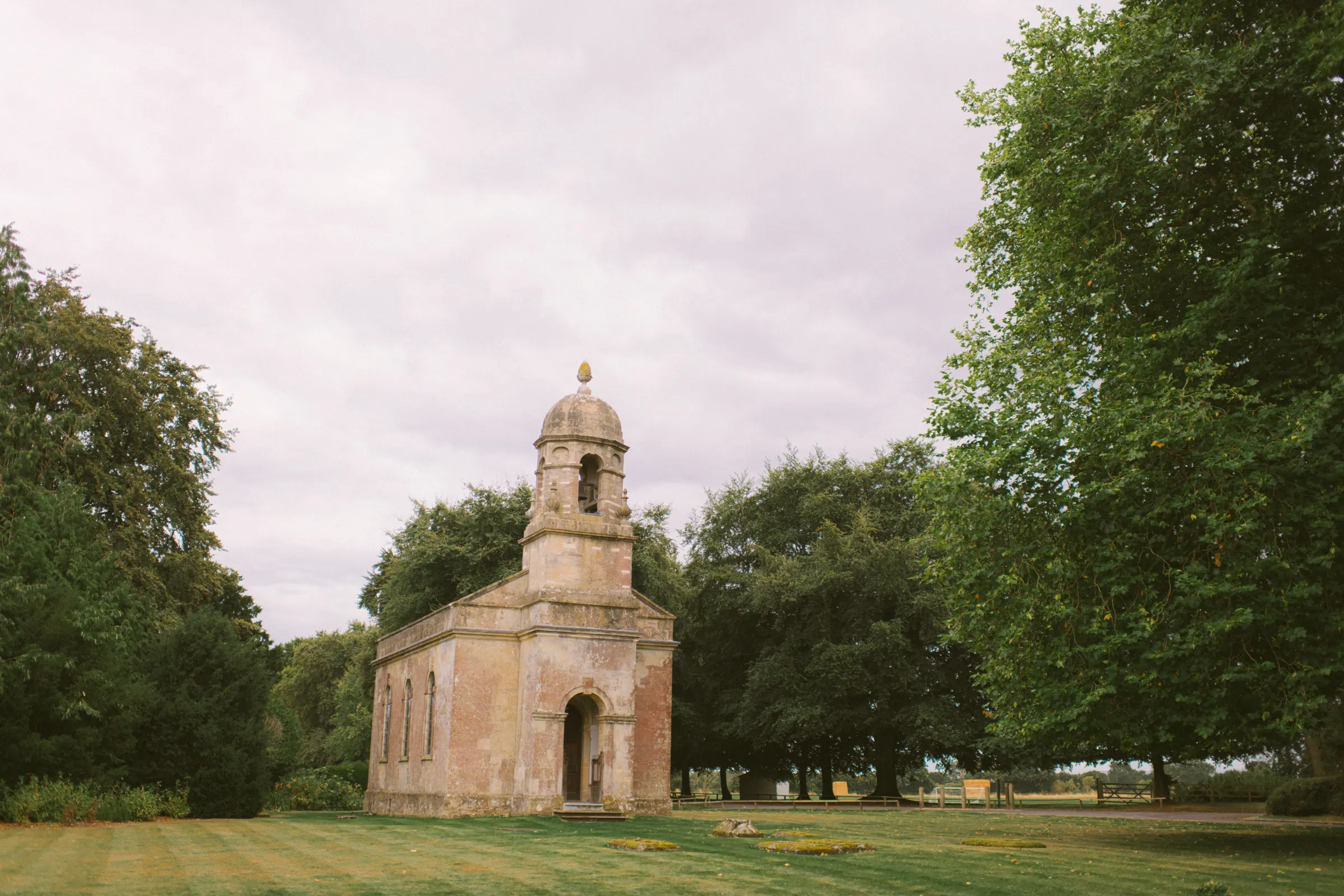 Real wedding at Babington House in Somerset, photograph 9 by Janis Ratnieks