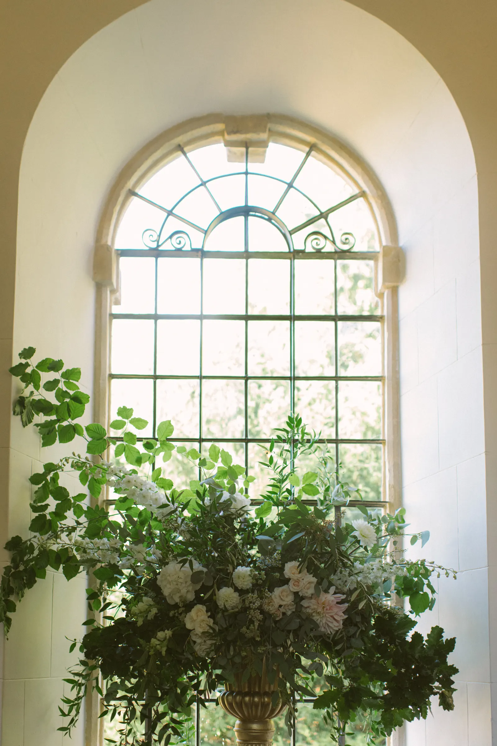 Real wedding at Babington House in Somerset, photograph 46 by Janis Ratnieks