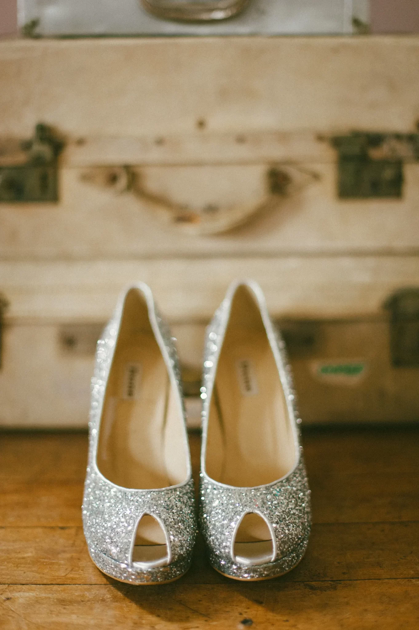 Tess and Jodi’s Voewood House wedding, photograph 31 by Janis Ratnieks