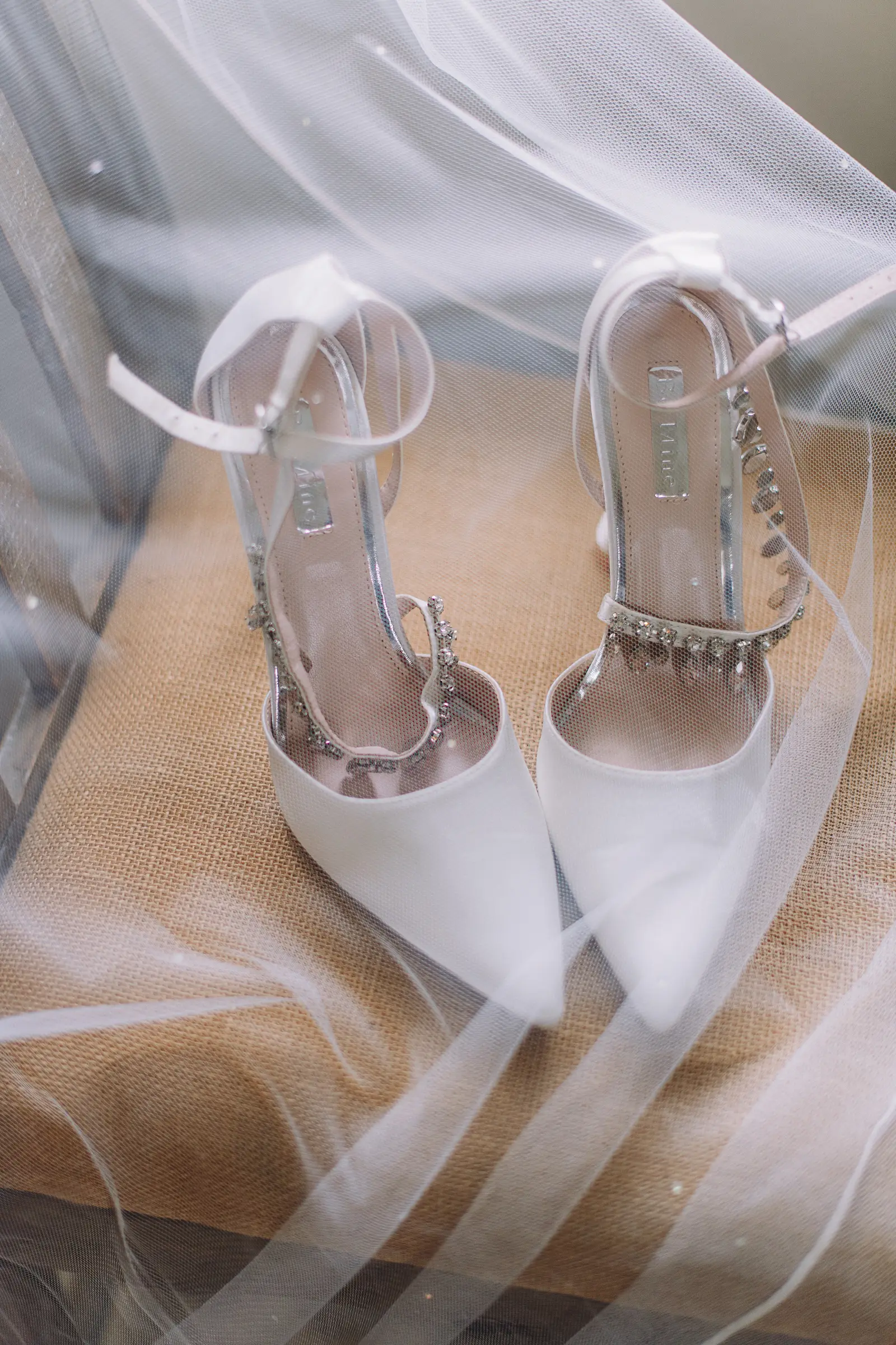 Natalia and Sevan’s wedding at Wasing Park, photograph 8 by Janis Ratnieks