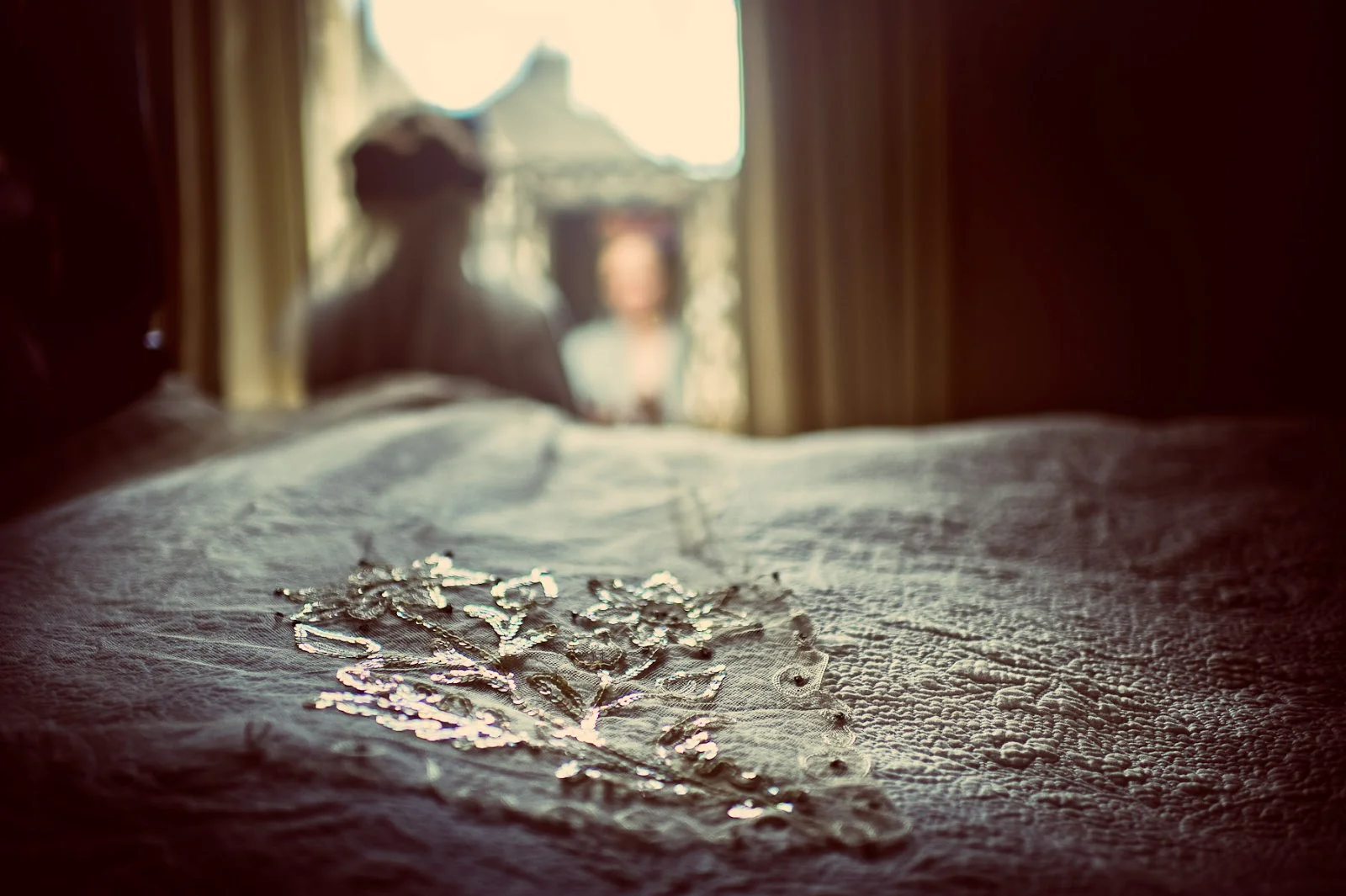 Real barn wedding in Wiltshire, photograph 5 by Janis Ratnieks