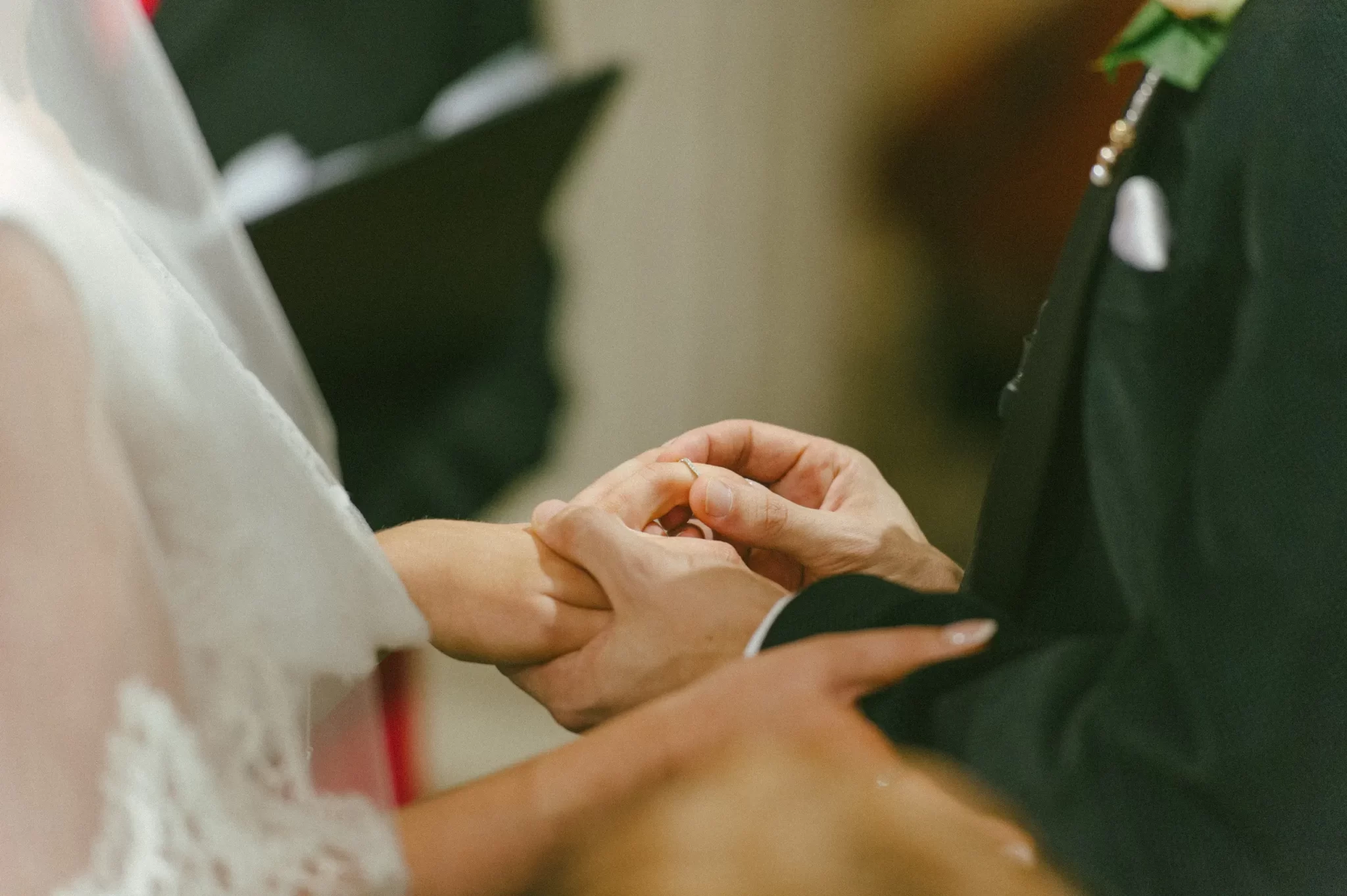Danny and Shonagh’s Woburn Sculpture Gallery wedding, photograph 58 by Janis Ratnieks
