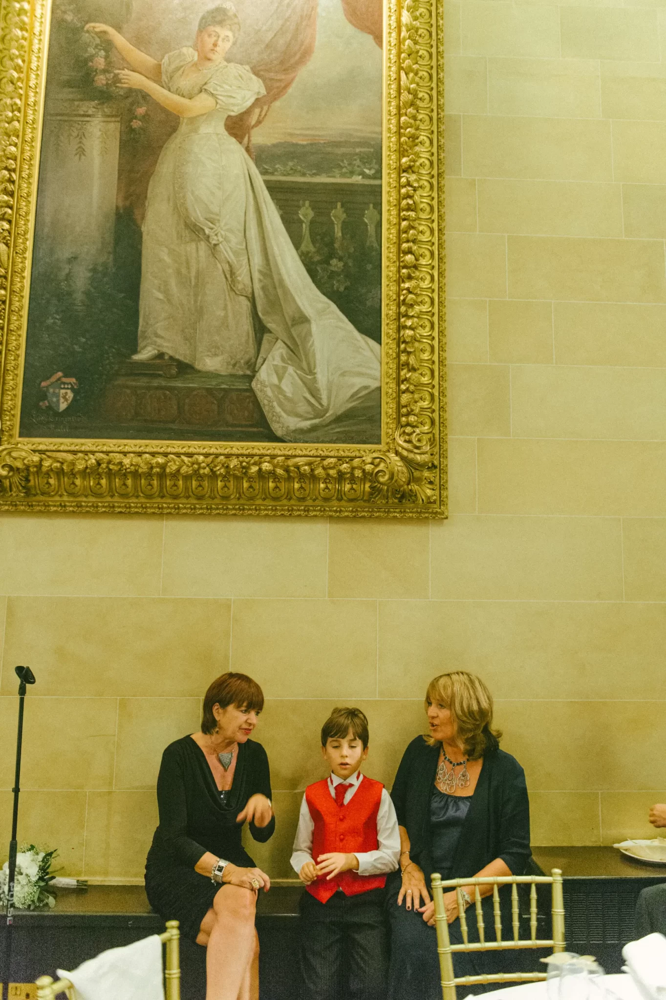 Danny and Shonagh’s Woburn Sculpture Gallery wedding, photograph 94 by Janis Ratnieks