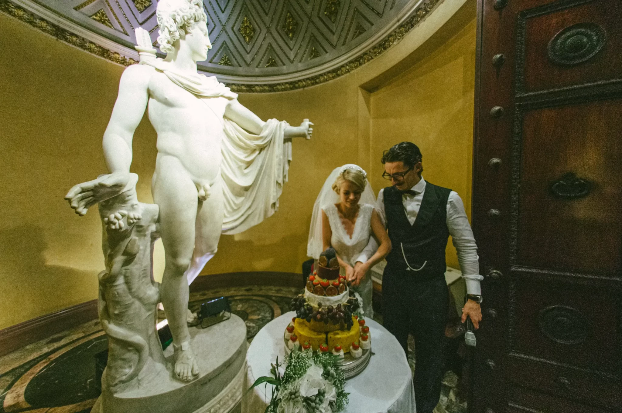 Danny and Shonagh’s Woburn Sculpture Gallery wedding, photograph 114 by Janis Ratnieks