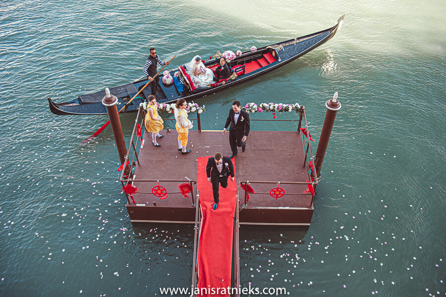 wedding gondola Venice