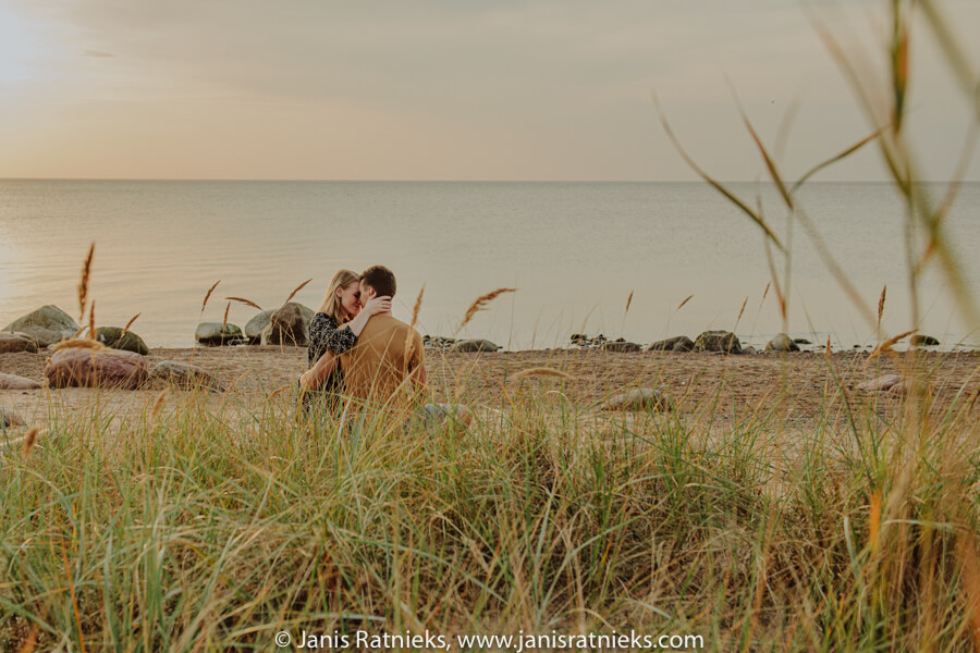 wedding photographer engagement photos