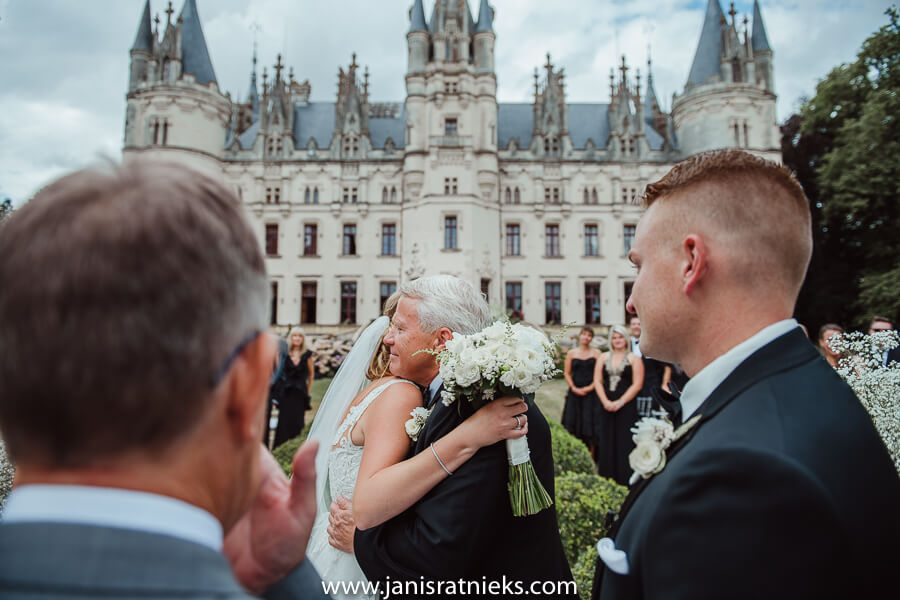 Elegant and Timeless Black and White themed wedding in France