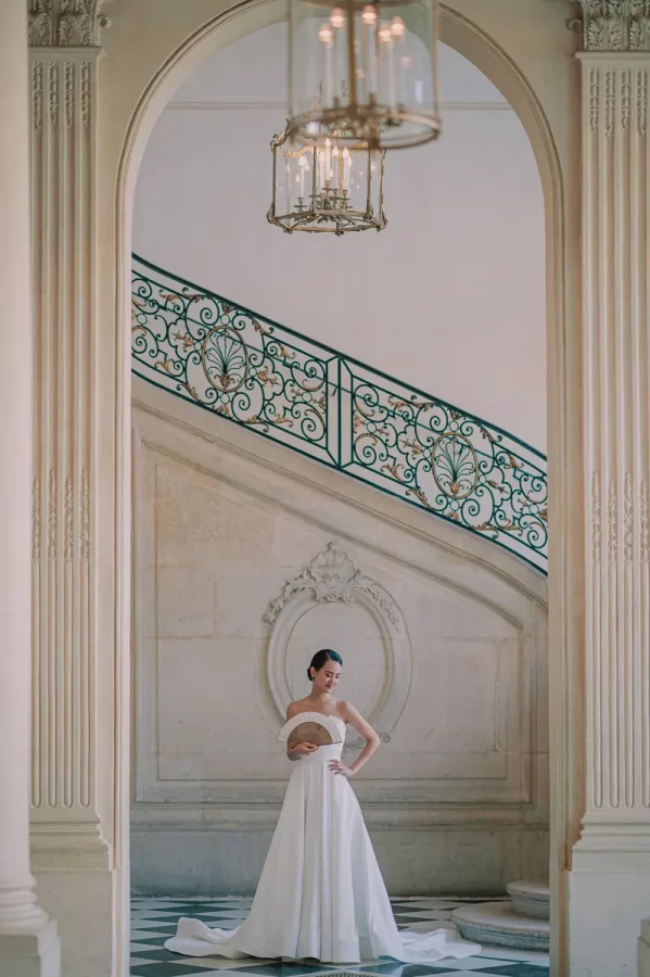 Timeless wedding moments in Paris - Capturing love's elegance.