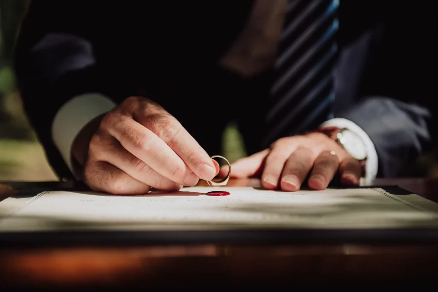 The speed and agility of a 24-70 - I din't have a clue the celebrant was going to do the hot stamp, but he did.