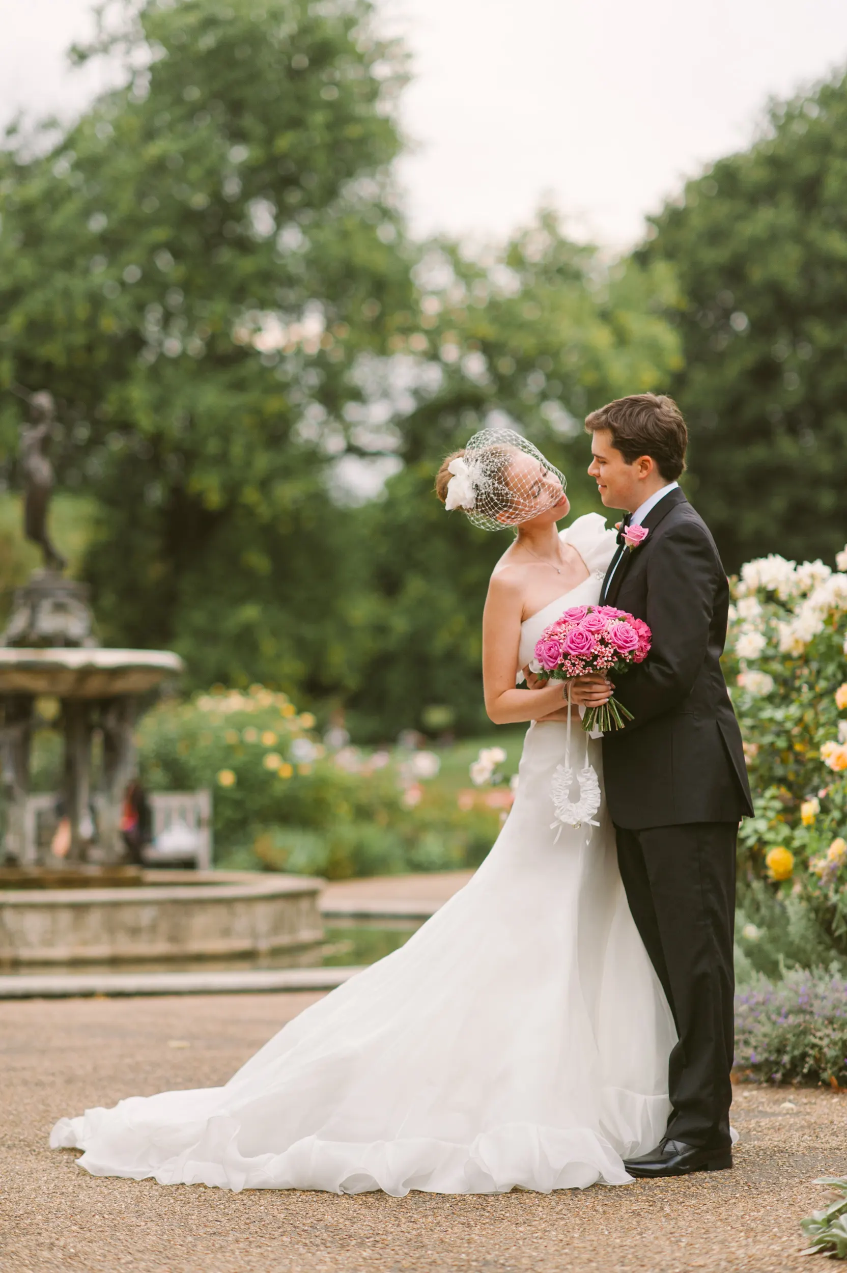 Creative Wedding Photography at Mandarin Oriental