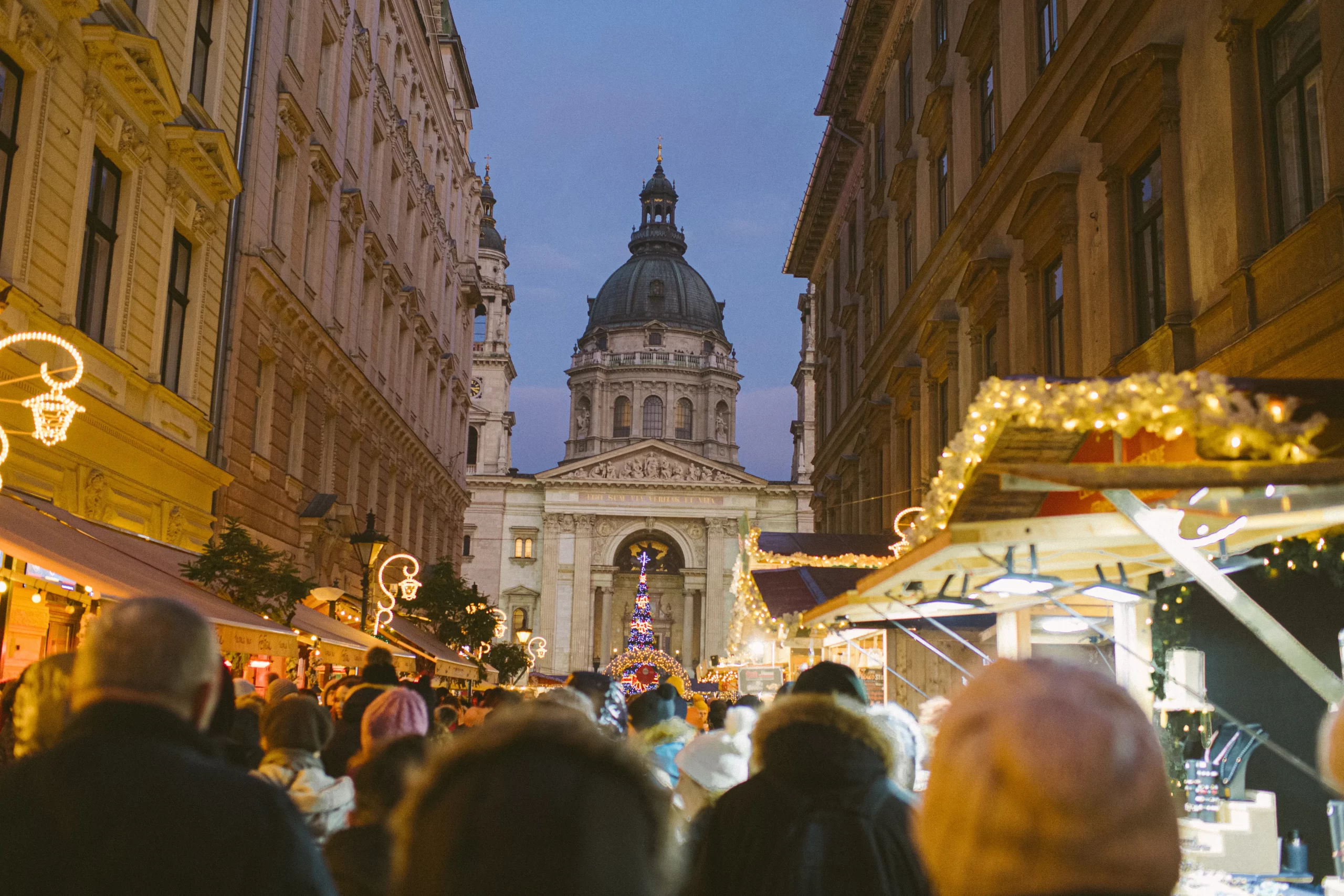 Budapest Pre-wedding Photographer