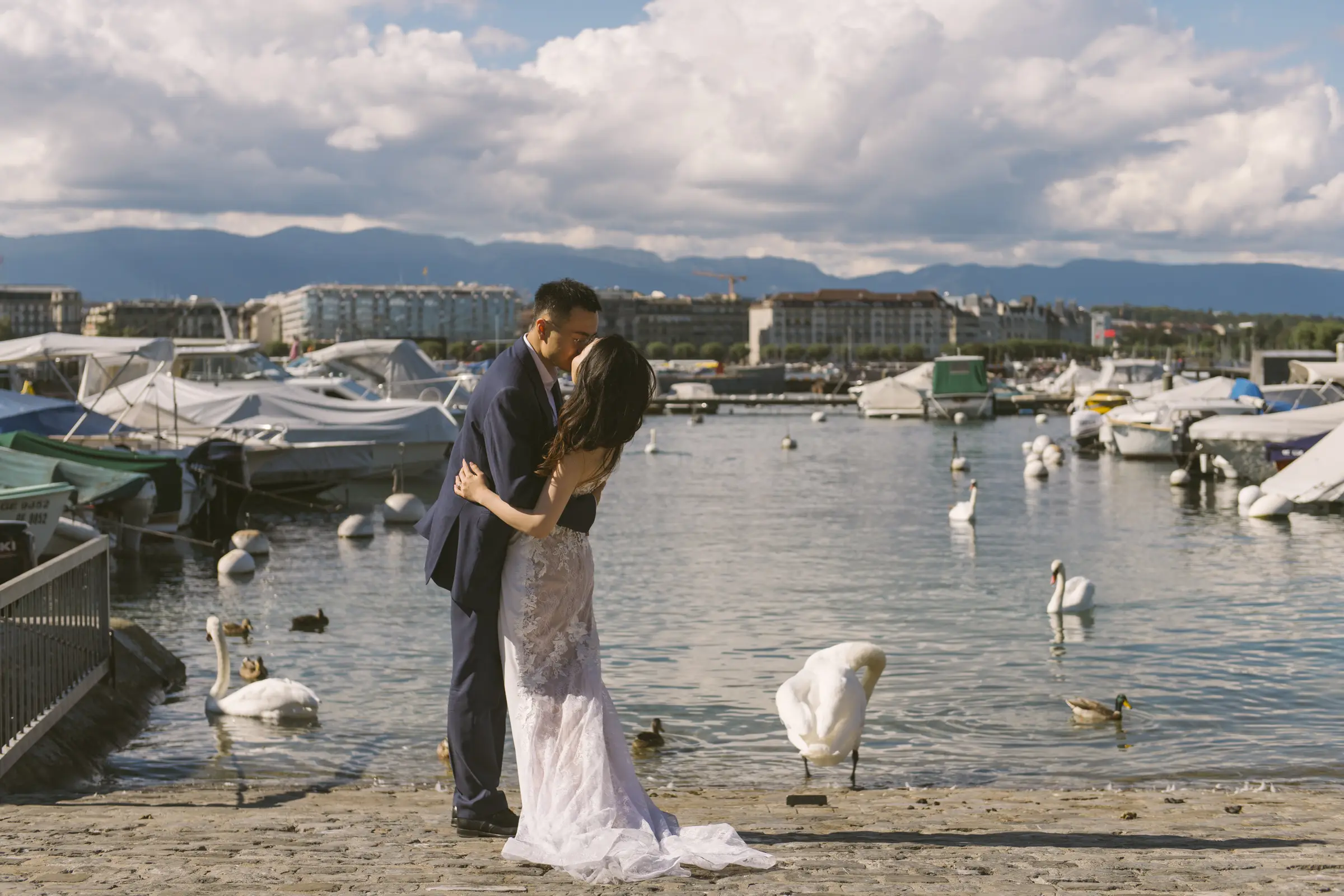 Geneva pre-wedding photographer, phoshoot by lake Geneva