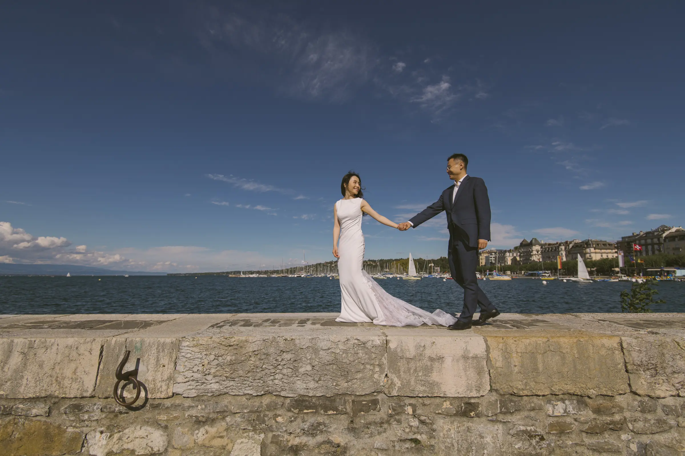 Geneva pre-wedding photographer, phoshoot by lake Geneva