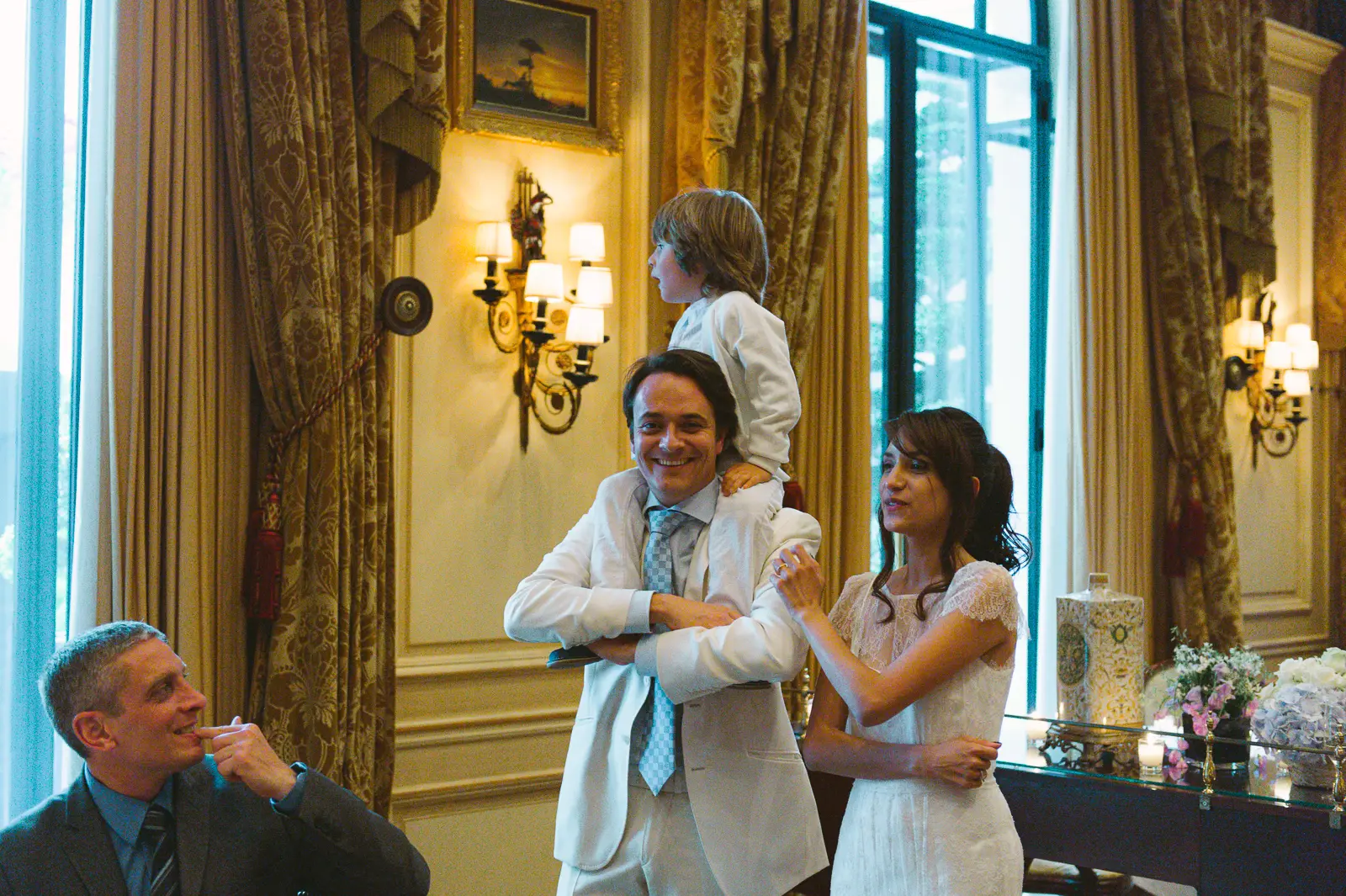 Paris wedding photographer Four season hotel wedding-115