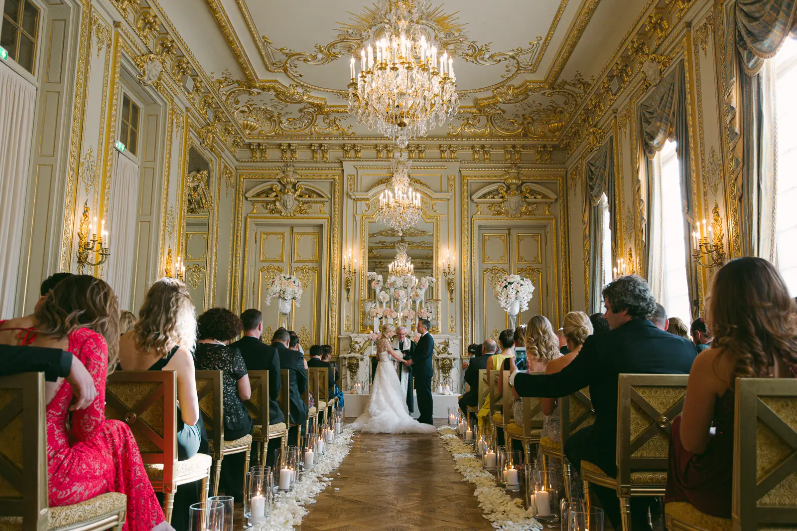 Shangri- La Paris wedding photographer