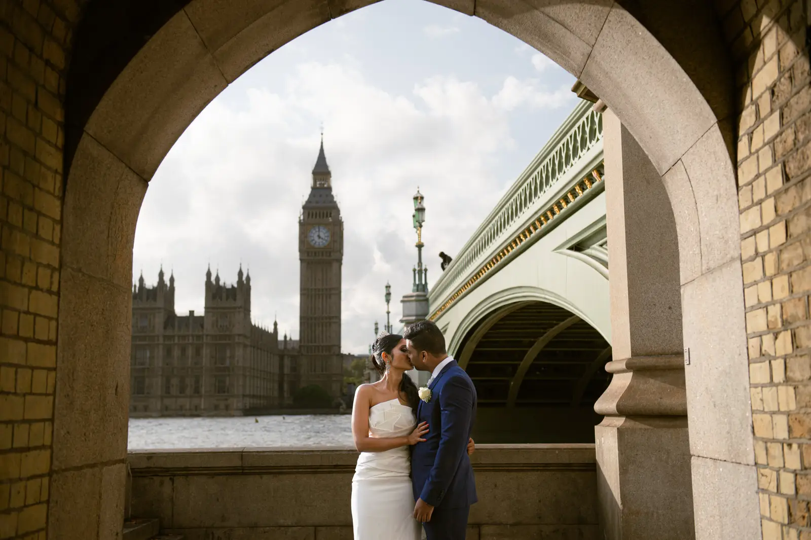 Shree and John London pre-wedding at Westminster Bridge over Thames near Big Ben