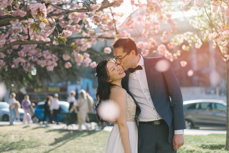 Spring Pre-wedding photography in Paris