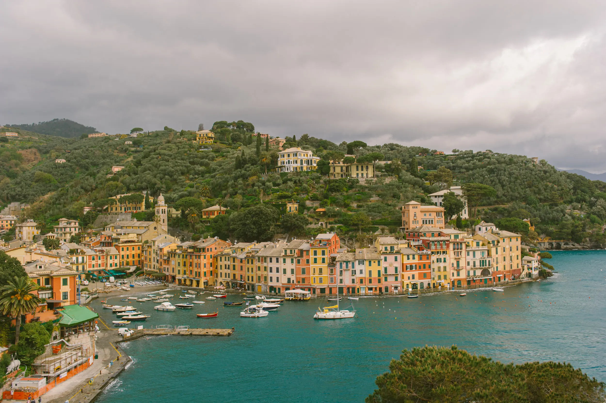 Panoramic view of Portofino harbour with colourful houses and boats on the Italian Riviera